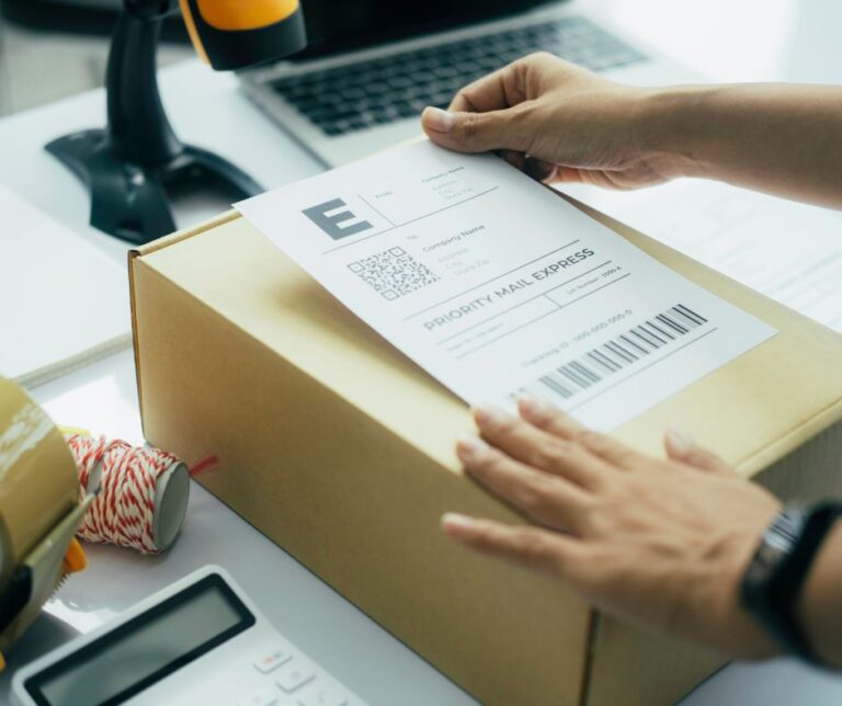How to Start a Dropshipping Business