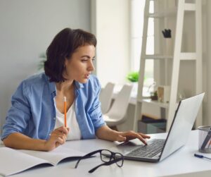 how to become a virtual assistant